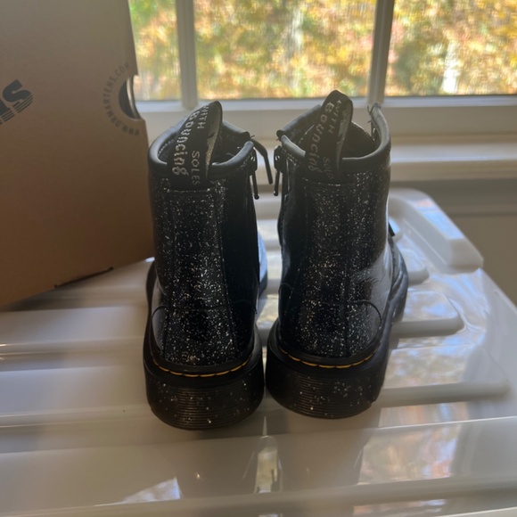 Dr Martens Kids Sparkle Lace Up Fashion Boot (Little Kid) size 12 - New w/o Tag - Picture 6 of 8